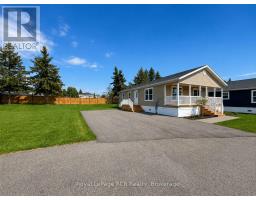 210 SPRUCE DRIVE, West Grey, Ontario