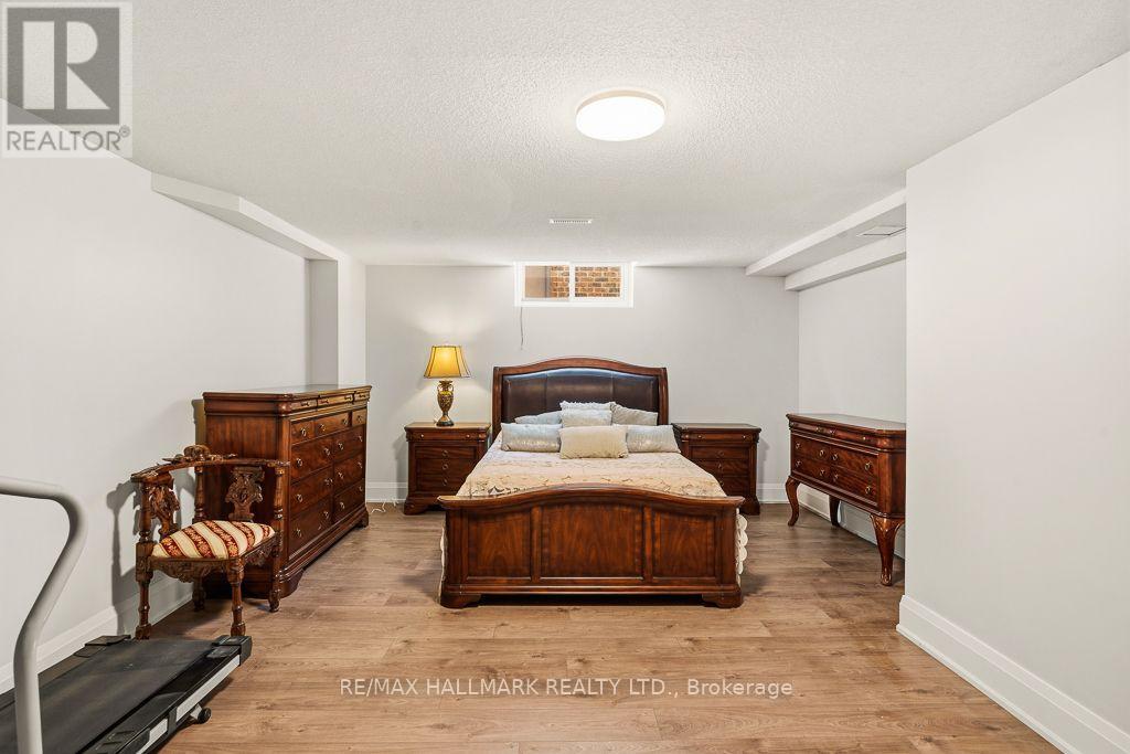 18 Ardmore Crescent, Richmond Hill, Ontario  L4B 2H7 - Photo 34 - N13828508