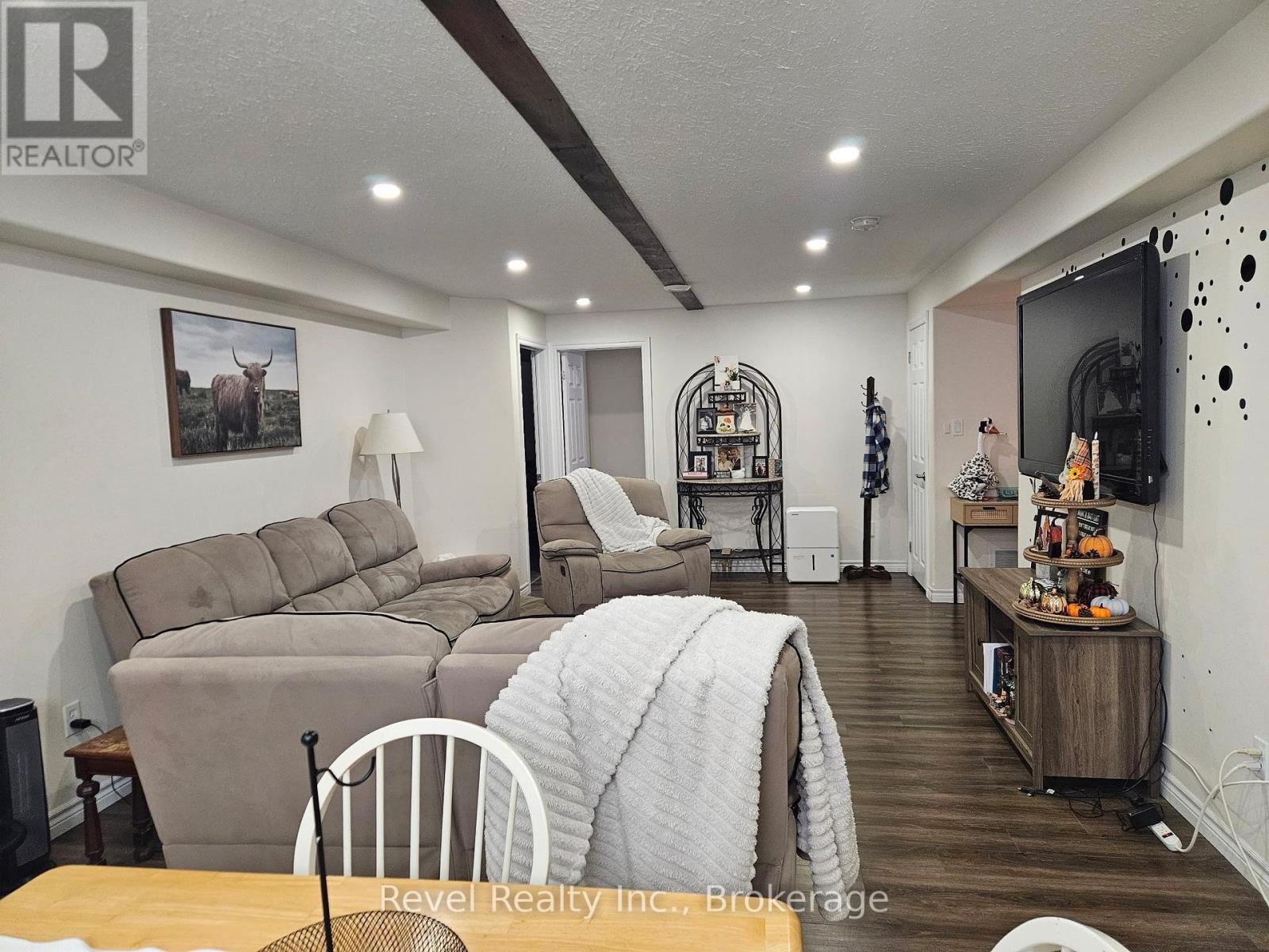 Lower - 59 Mcgibbon Boulevard, Kawartha Lakes (Lindsay), Ontario  K9V 6G4 - Photo 4 - X13831564