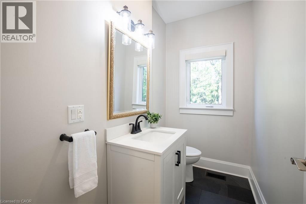 407 Maple Grove Drive, Oakville, Ontario  L6J 4V8 - Photo 19 - 40866605
