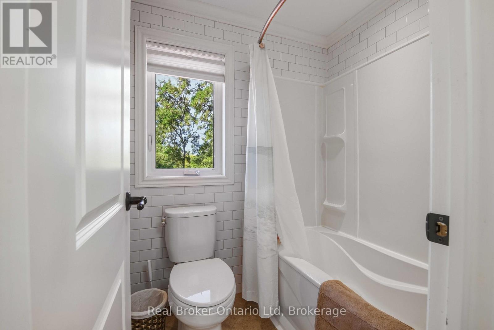126 5th Avenue E, Owen Sound, Ontario  N4K 6C7 - Photo 21 - X13819228