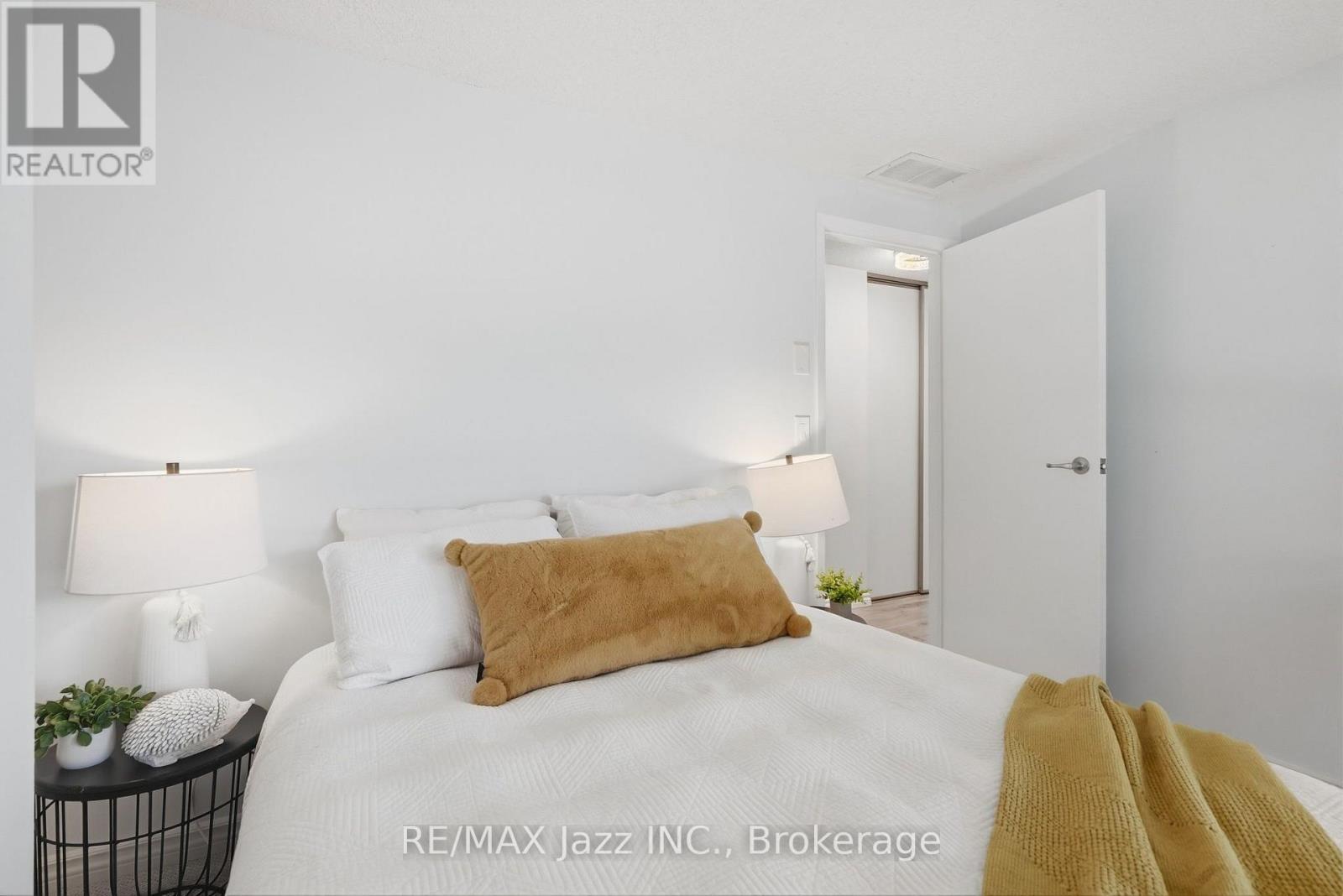 40 Wilmot Trail, Clarington, Ontario  L1B 1B8 - Photo 29 - E13799260