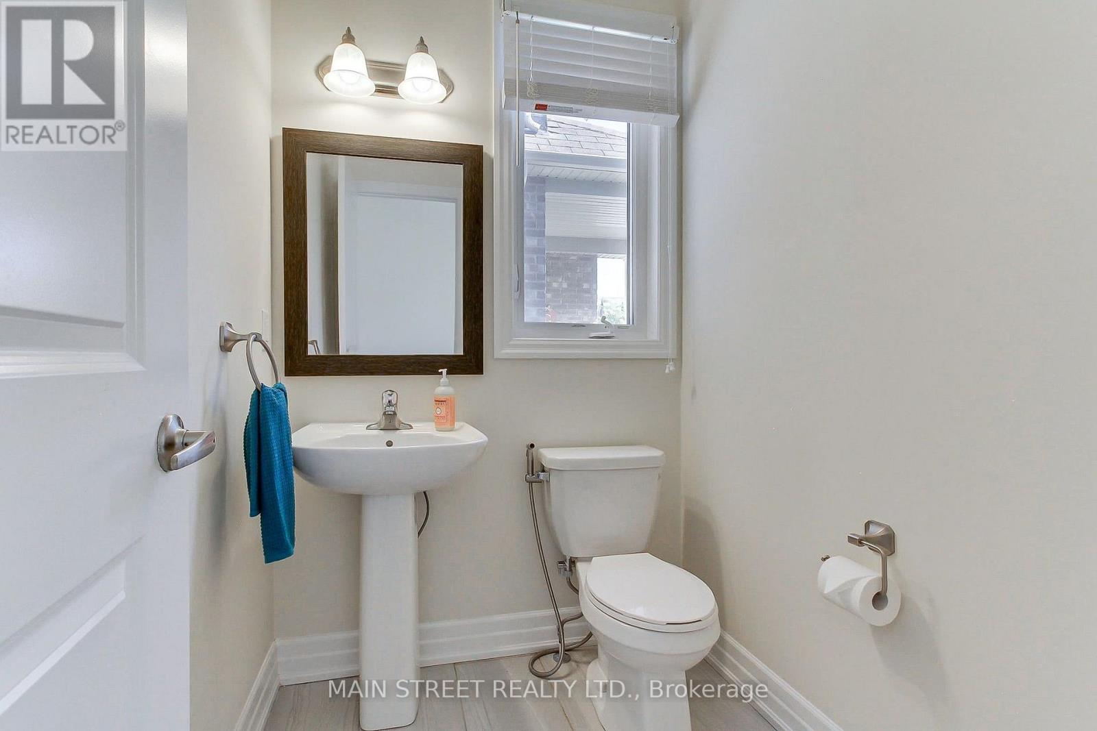 90 Kingknoll Crescent, Georgina, Ontario  L4P 0H8 - Photo 19 - N13831568