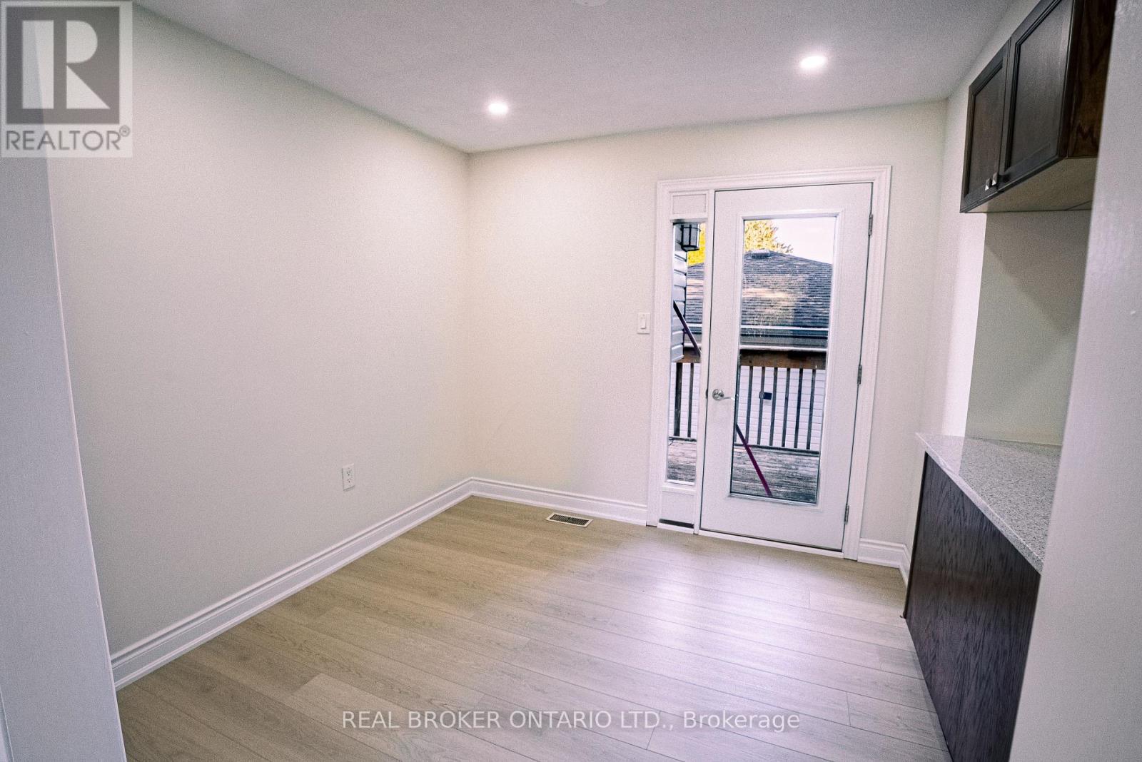 5 Nathaniel Crescent, Kitchener, Ontario  N2P 1L3 - Photo 12 - X13755596
