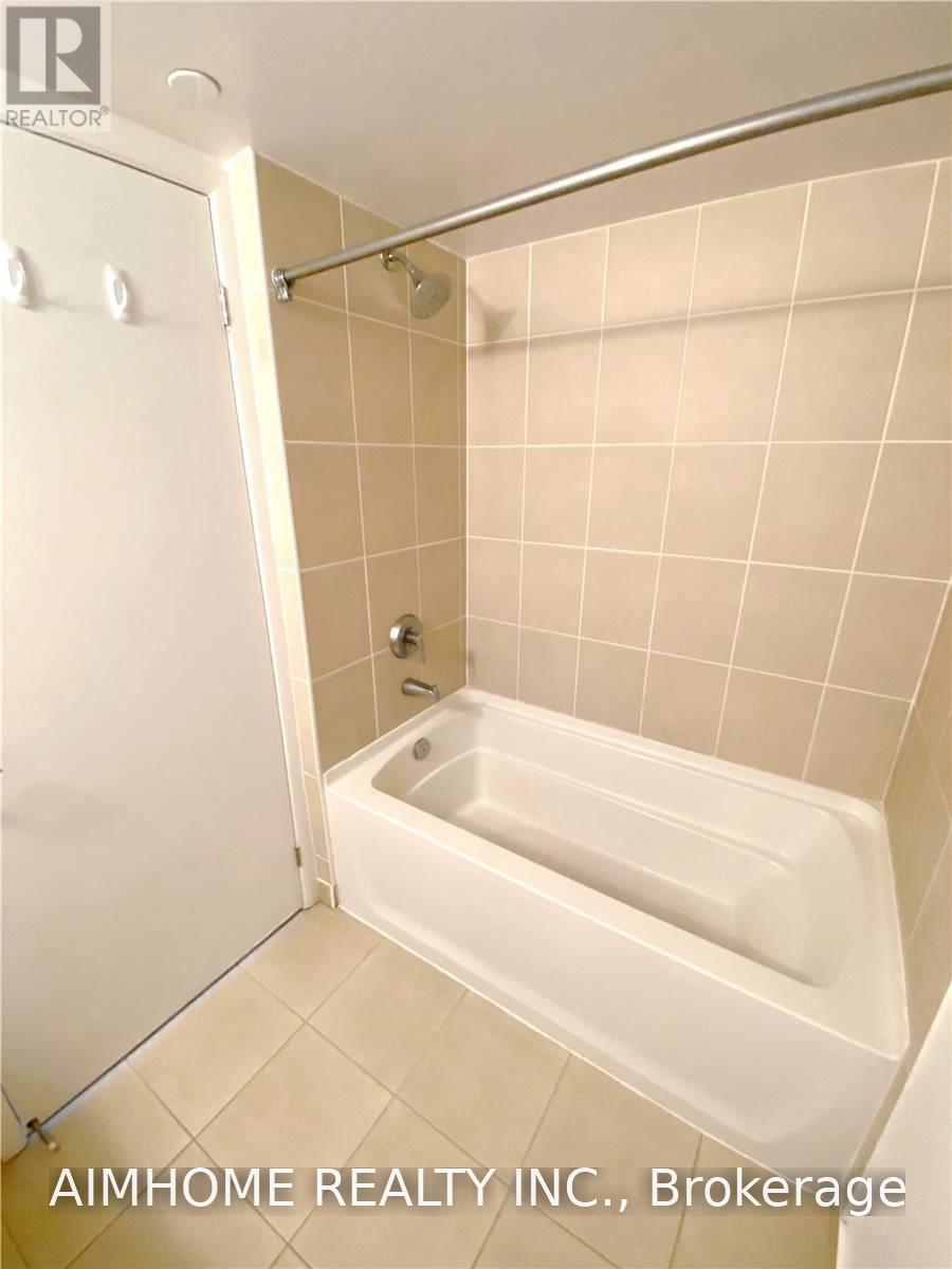 1010 - 3091 Dufferin Street, Toronto, Ontario  M6A 0C4 - Photo 16 - W13831554
