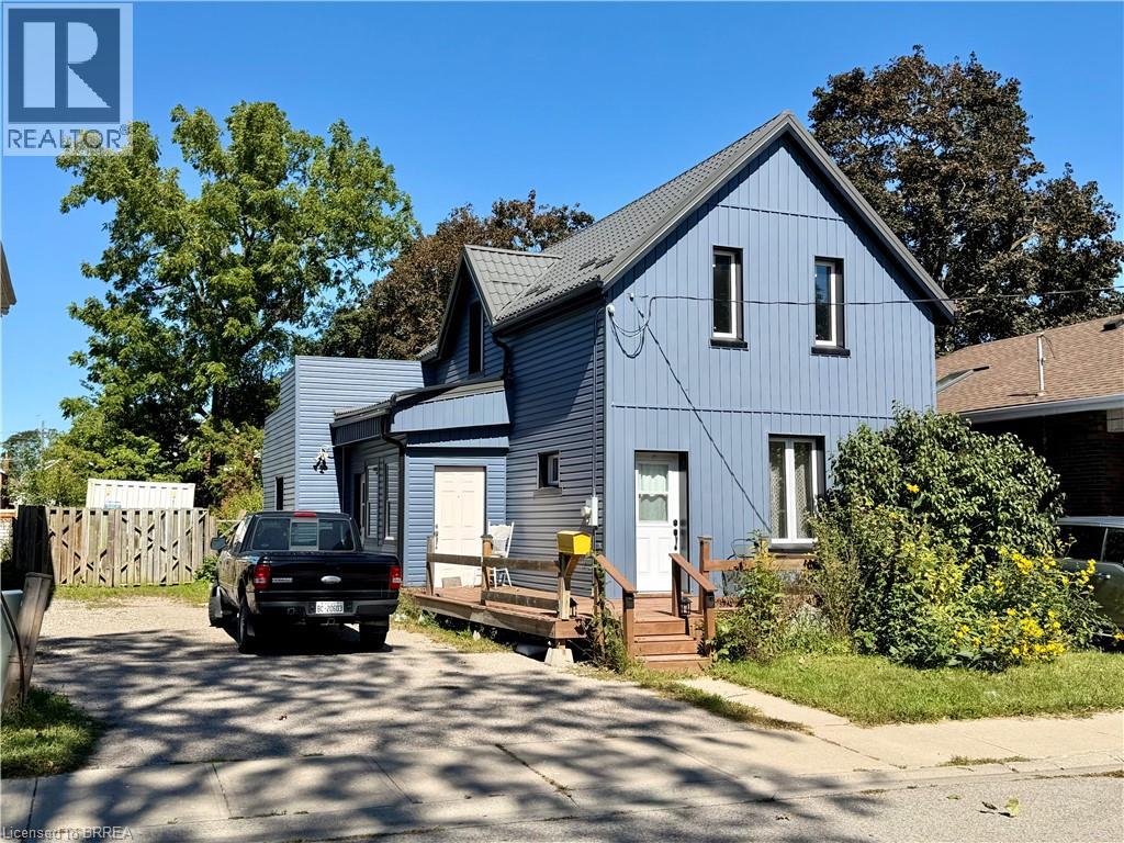 112 Arthur Street, Brantford, Ontario N3S 3J4 - Photo 2 - 40866052