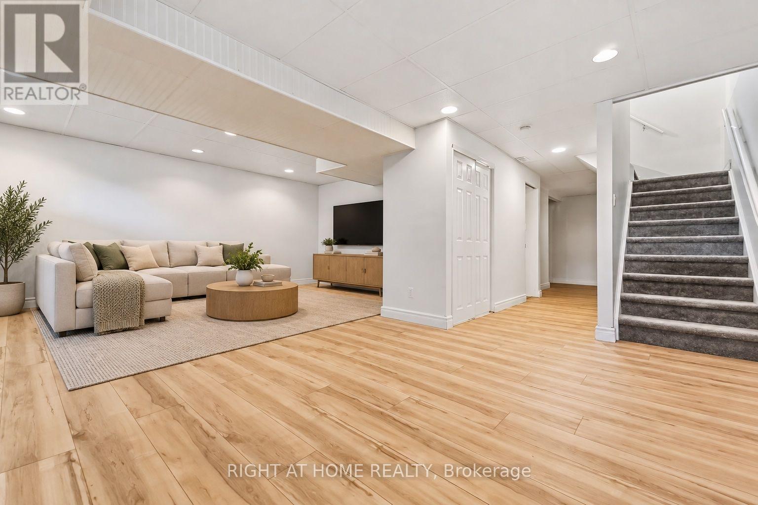 323 Berrigan Drive, Ottawa, Ontario  K2J 5E2 - Photo 14 - X13831582
