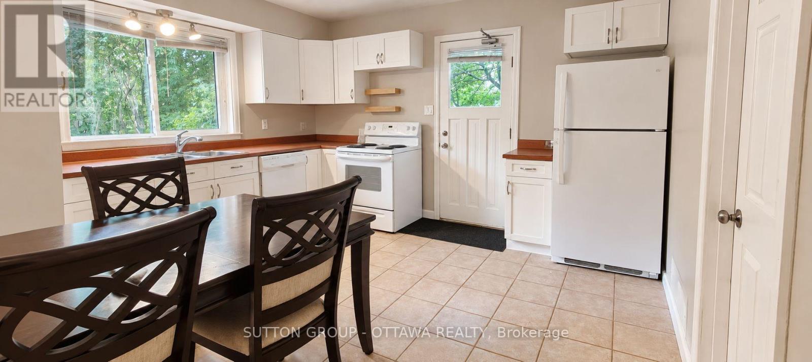 A - 3033 Richmond Road, Ottawa, Ontario  K2B 6S6 - Photo 2 - X13831594