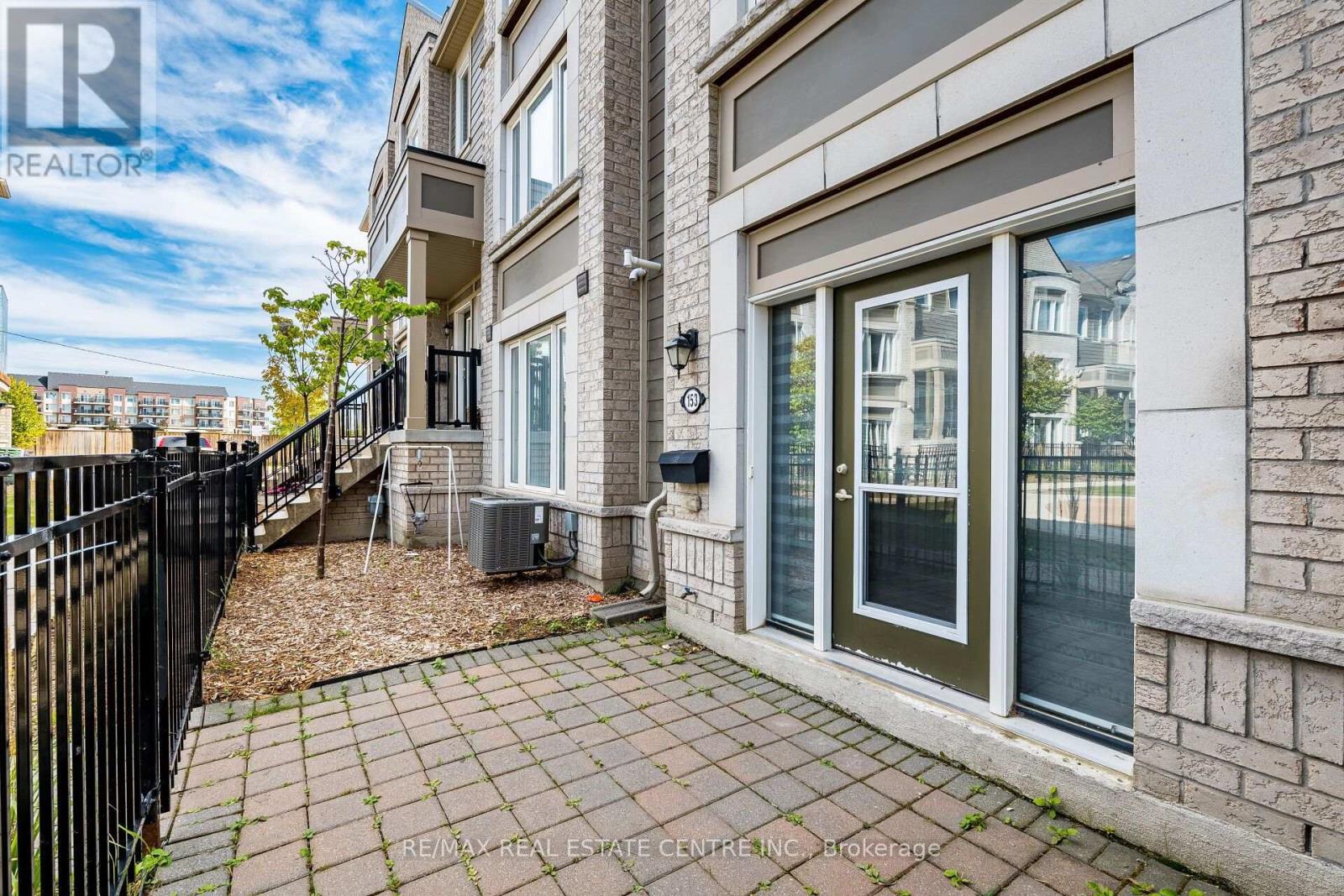 153 - 1 Beckenrose Court, Brampton, Ontario  L6Y 6G2 - Photo 10 - W13716996