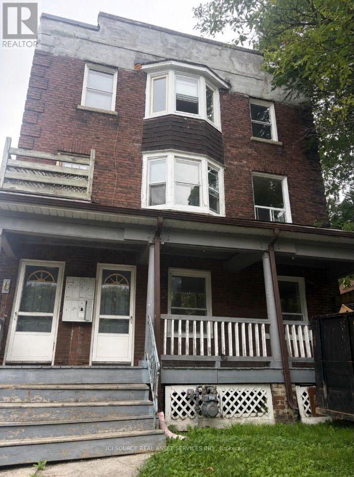 6 REDWOOD AVENUE, Toronto, Ontario