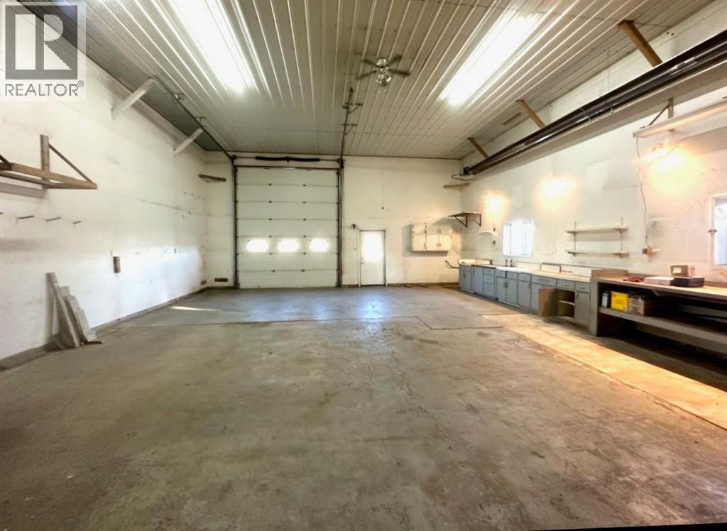 3, 12303 Highway 41