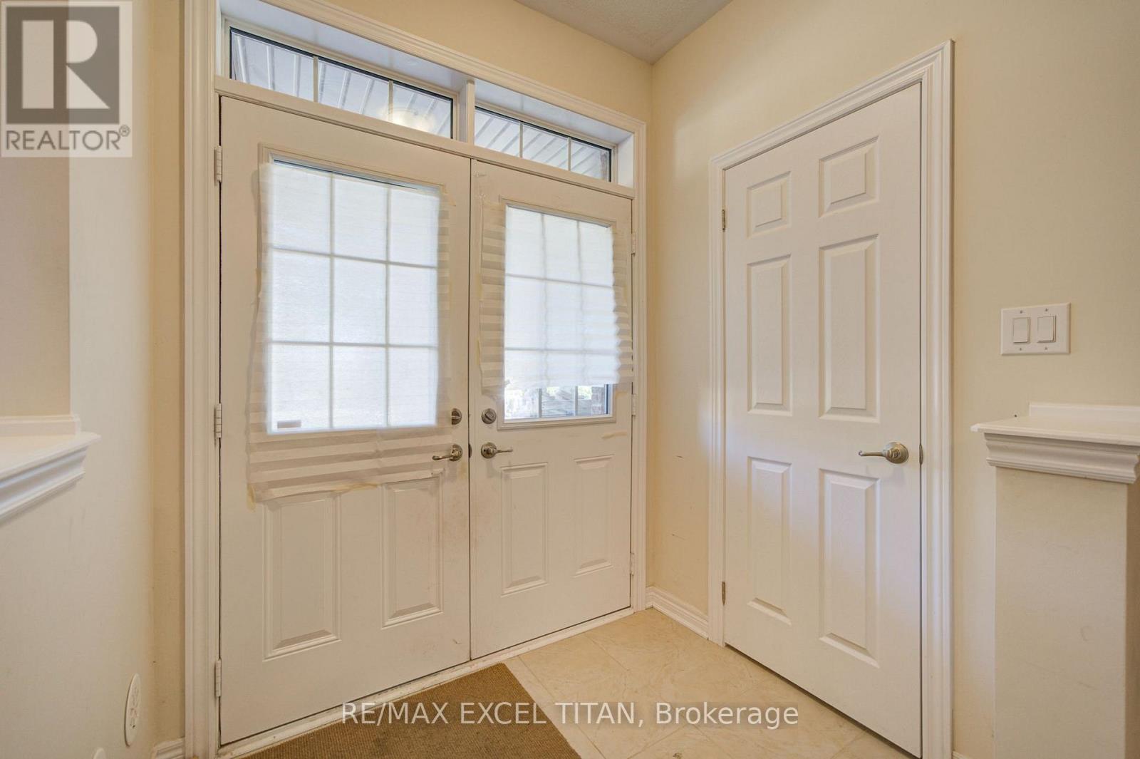3038 George Savage Avenue, Oakville, Ontario  L6M 0Z1 - Photo 2 - W13831578