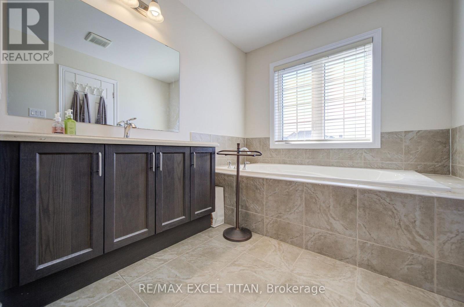 3038 George Savage Avenue, Oakville, Ontario  L6M 0Z1 - Photo 19 - W13831578