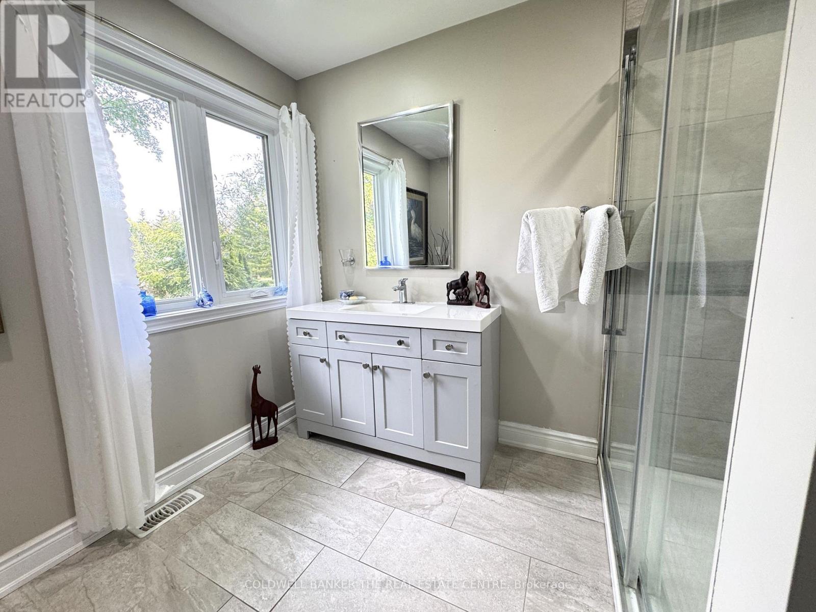 44 Iris Drive, Wasaga Beach, Ontario  L9Z 2A5 - Photo 17 - S13831518