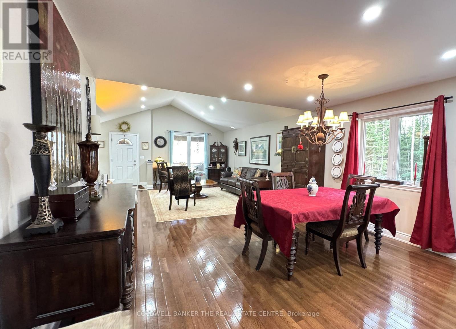 44 Iris Drive, Wasaga Beach, Ontario  L9Z 2A5 - Photo 11 - S13831518