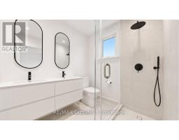 388 EAGLE STREET, Newmarket, Ontario