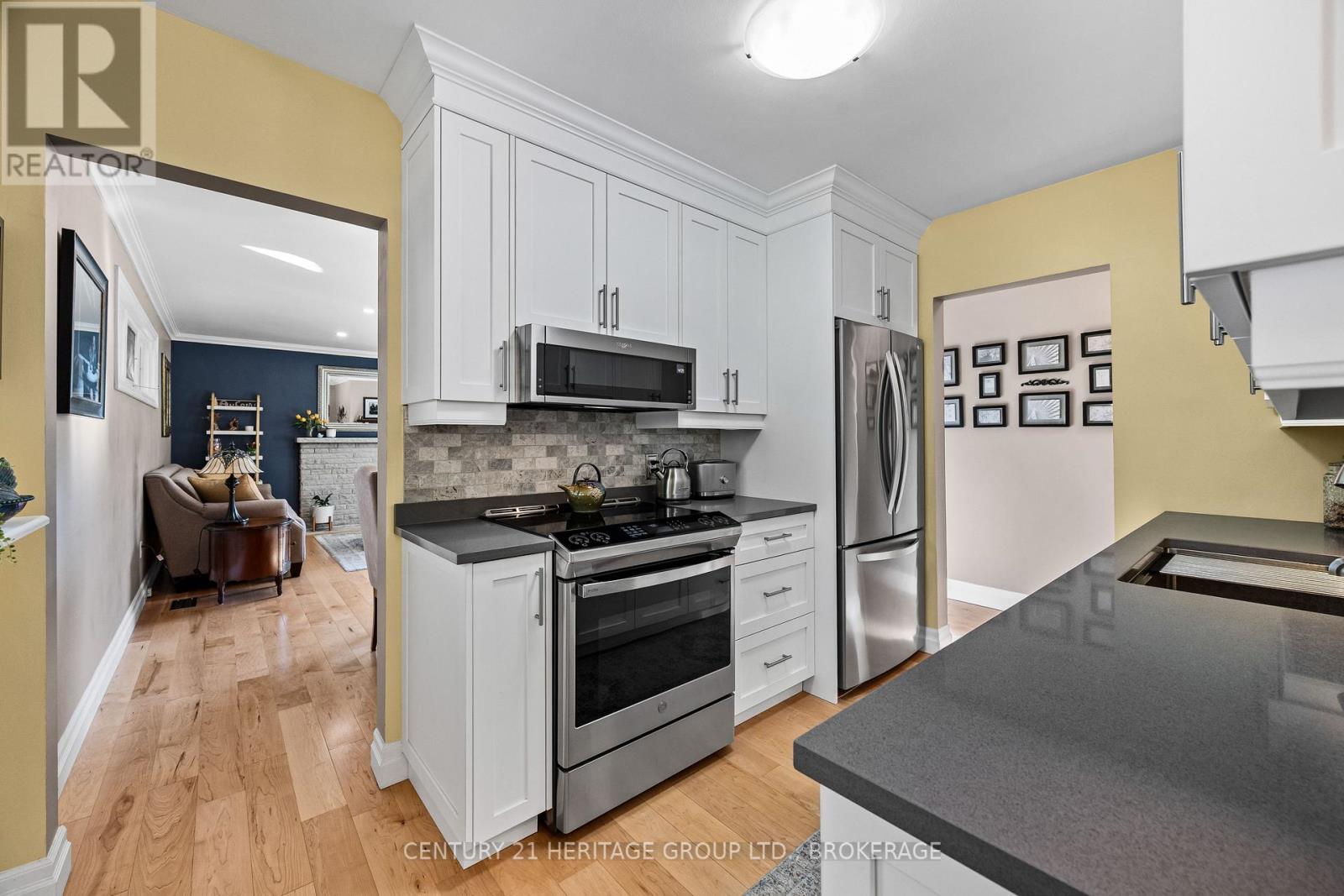 35 Loyalist Avenue, Loyalist, Ontario K7N 1K5 - Photo 15 - X13831694