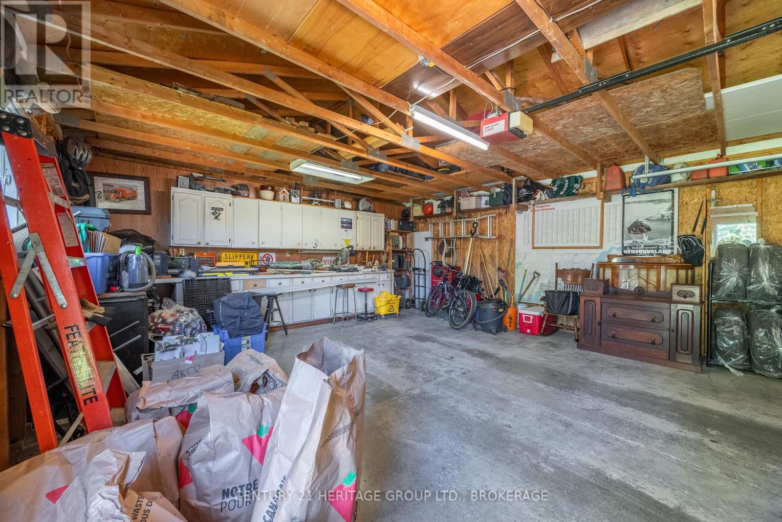 35 Loyalist Avenue, Loyalist, Ontario K7N 1K5 - Photo 32 - X13831694