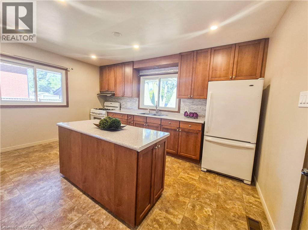 11 Duncairn Avenue, Kitchener, Ontario  N2M 4S5 - Photo 18 - 40859773