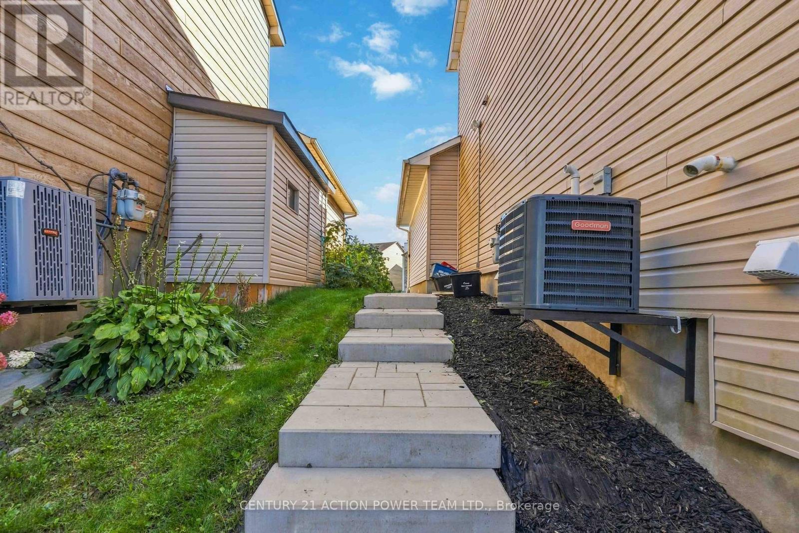 B - 1936 Longman Crescent, Ottawa, Ontario  K1C 5G6 - Photo 3 - X13831676