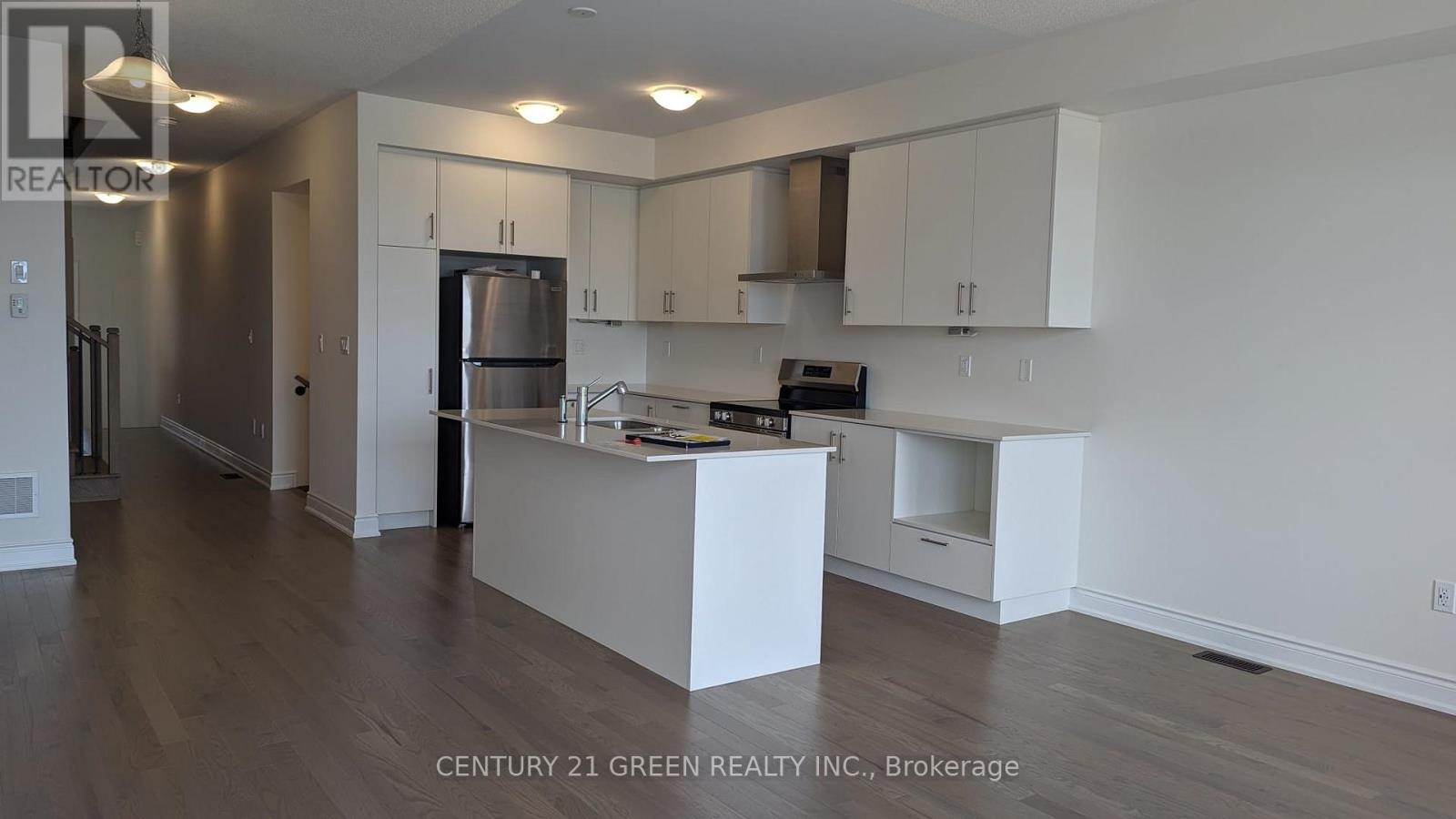 78 Bermondsey Way, Brampton, Ontario  L6Y 6K9 - Photo 5 - W13774086