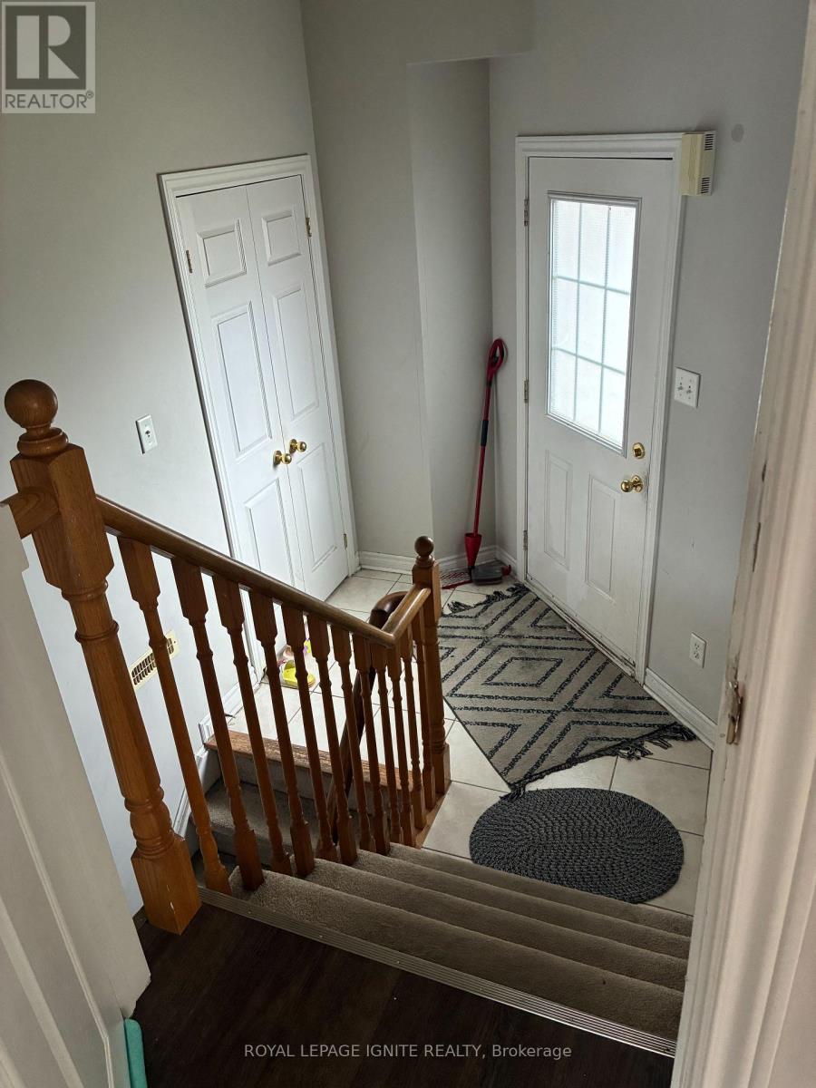 114 Bird Street, Barrie (Edgehill Drive), Ontario  L4N 0W6 - Photo 15 - S13831682