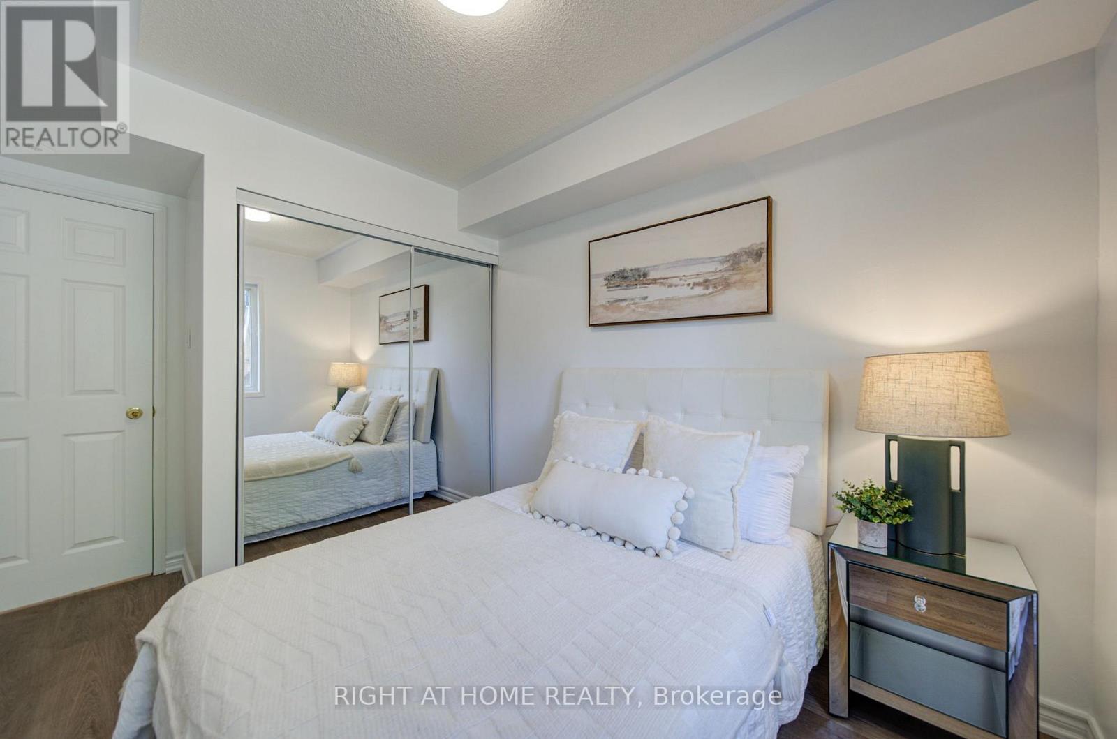 323 - 4975 Southampton Drive, Mississauga, Ontario  L5M 8E4 - Photo 31 - W13831626