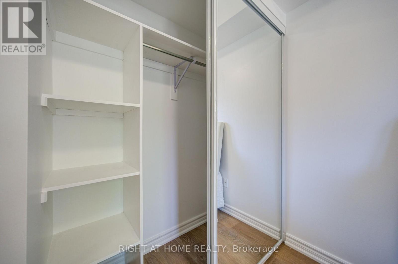 323 - 4975 Southampton Drive, Mississauga, Ontario  L5M 8E4 - Photo 36 - W13831626