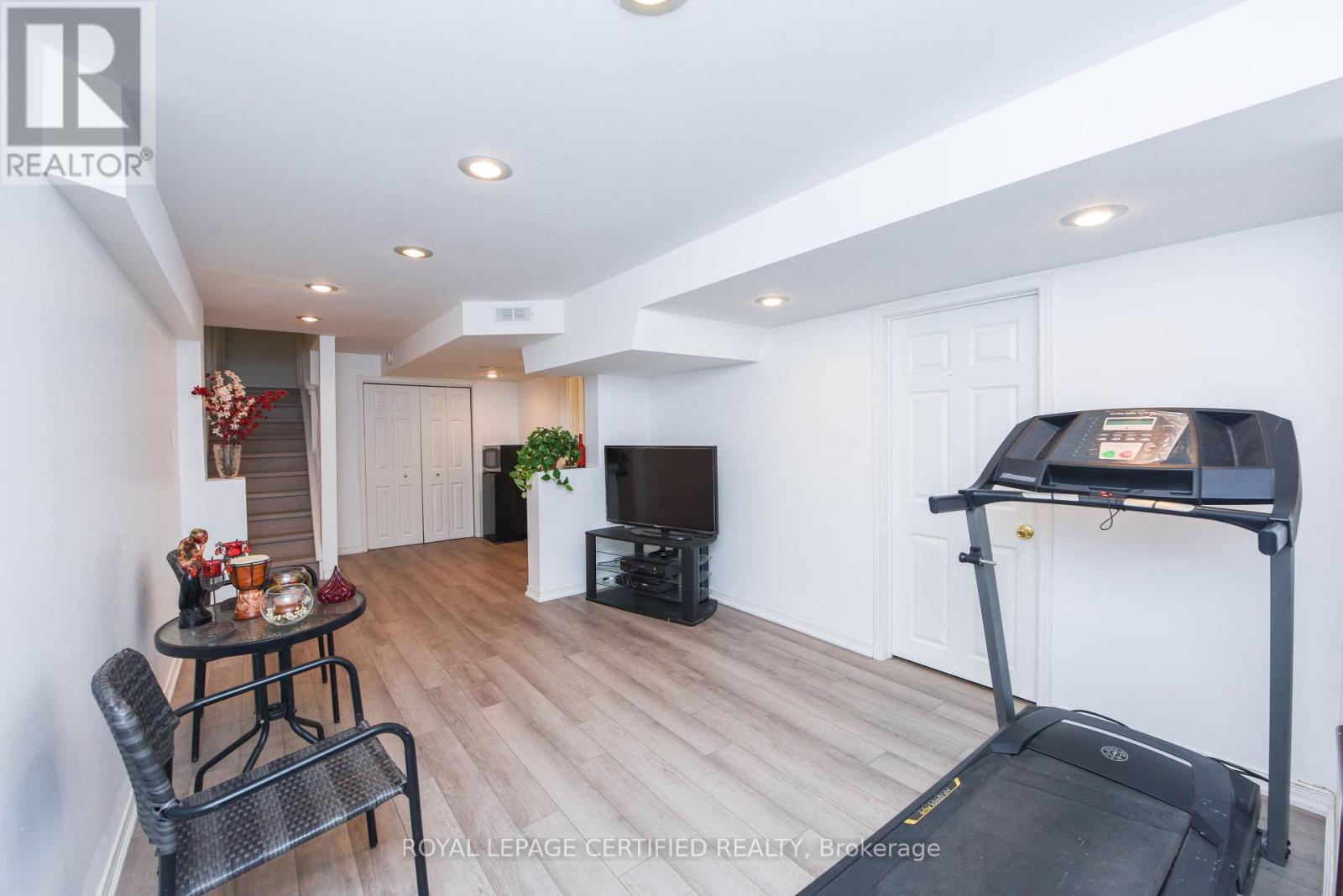 6037 Clover Ridge Crescent, Mississauga, Ontario  L5N 7B4 - Photo 16 - W13831678