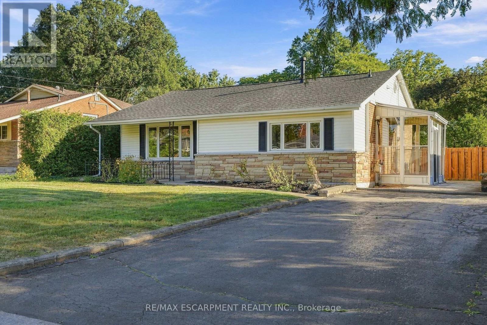 1267 DUNBAR ROAD, Burlington, Ontario