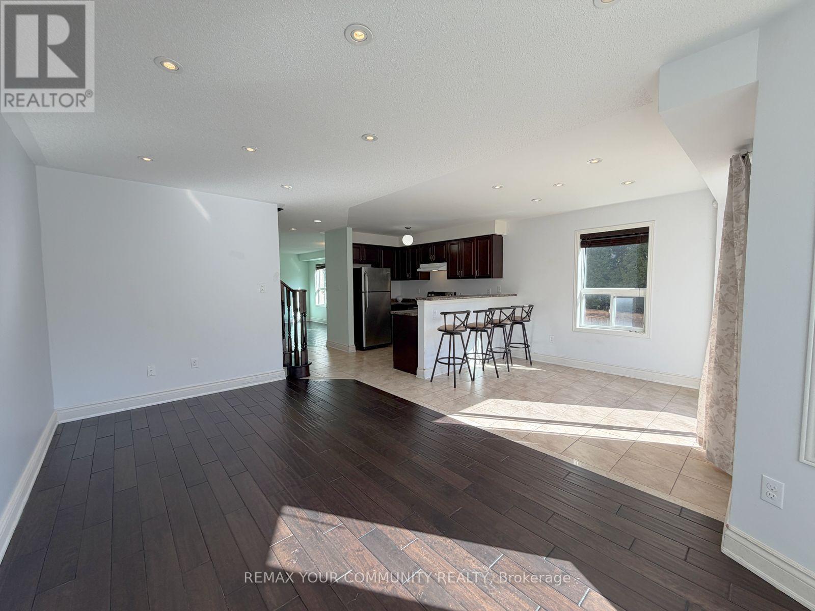 131 Jonas Milway Drive, Whitchurch-Stouffville (Stouffville), Ontario  L4A 0M5 - Photo 4 - N13831666