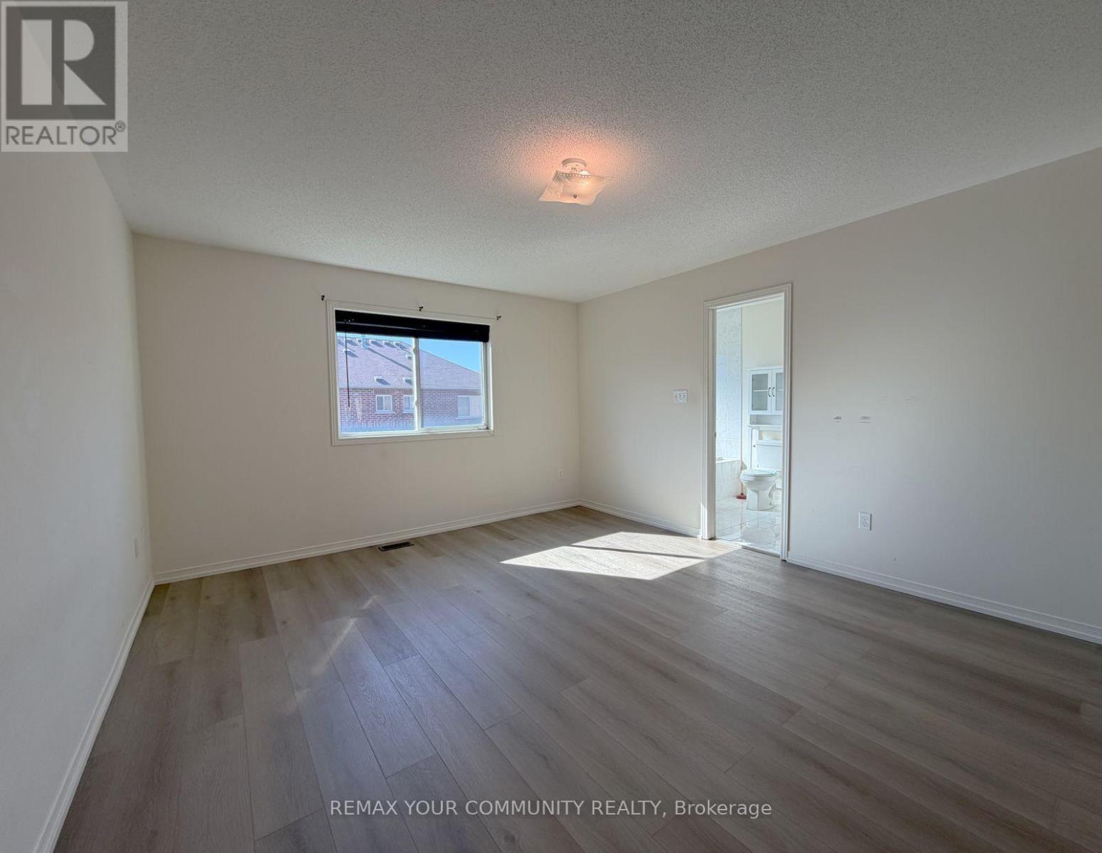 131 Jonas Milway Drive, Whitchurch-Stouffville (Stouffville), Ontario  L4A 0M5 - Photo 5 - N13831666