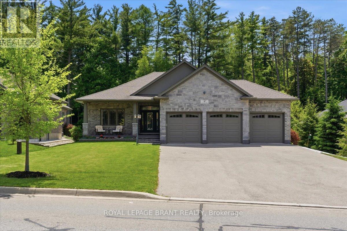 4 LYNNDALE ROAD, Norfolk, Ontario