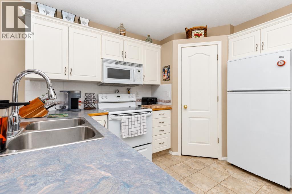 8 Daines Avenue