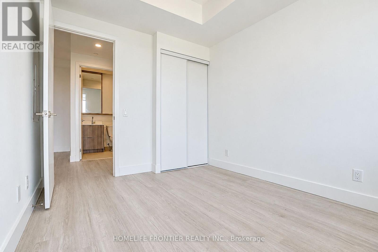 808 - 6 Greenbriar Road E, Toronto, Ontario  M2K 1B5 - Photo 18 - C13828170