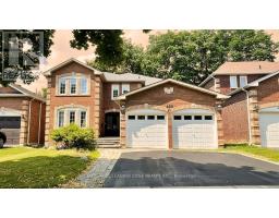 492 PALMTREE CRESCENT, Oshawa, Ontario