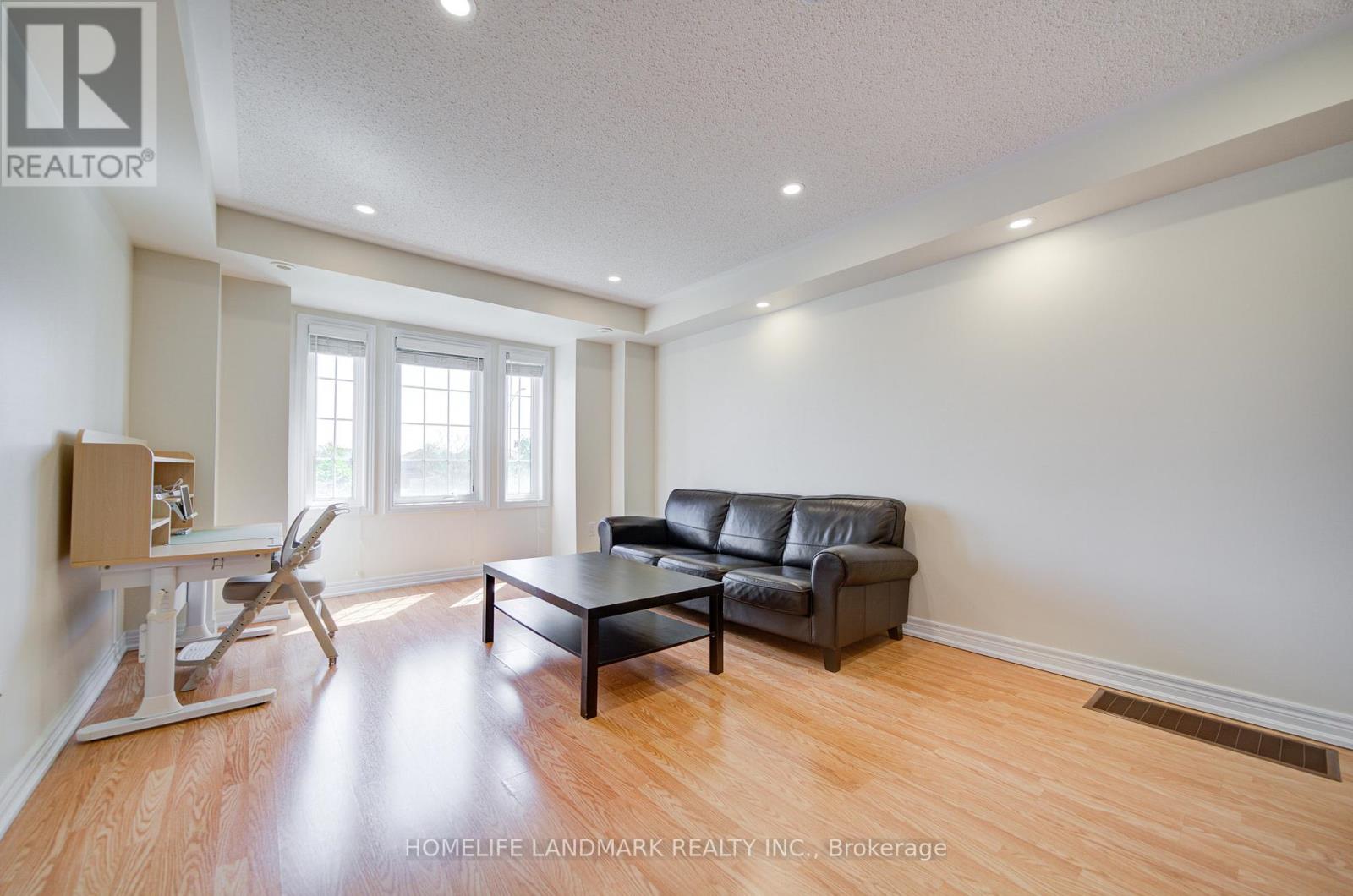 9976 Mccowan Road, Markham, Ontario  L6C 0N1 - Photo 14 - N13831706
