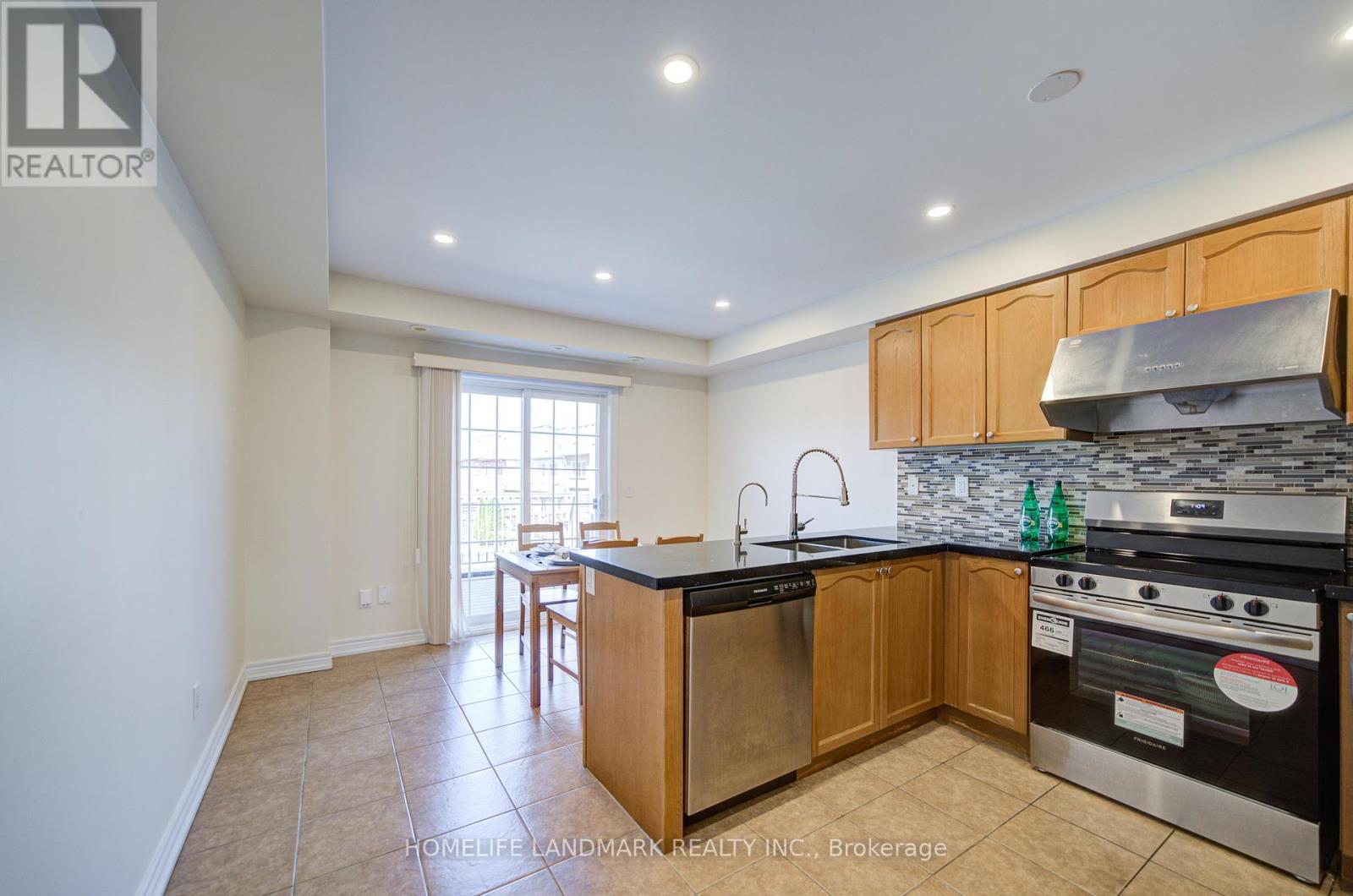 9976 Mccowan Road, Markham, Ontario  L6C 0N1 - Photo 19 - N13831706
