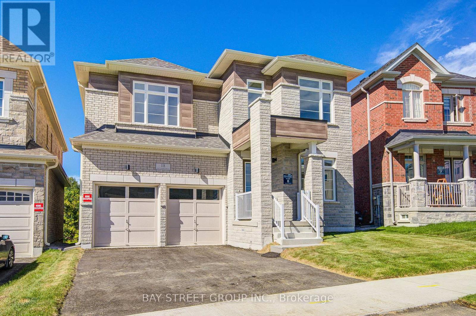 18 Art Leech Drive, Richmond Hill, Ontario  L4E 1P1 - Photo 2 - N13831718