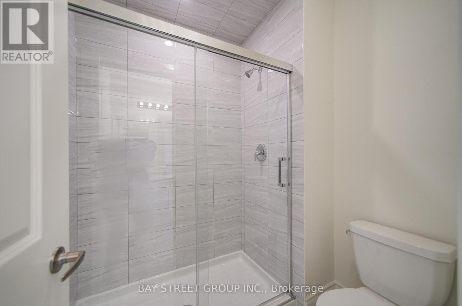 18 Art Leech Drive, Richmond Hill, Ontario  L4E 1P1 - Photo 35 - N13831718