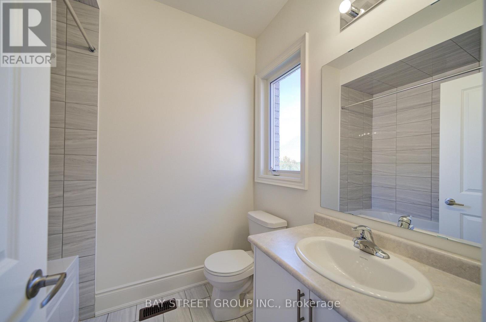18 Art Leech Drive, Richmond Hill, Ontario  L4E 1P1 - Photo 41 - N13831718