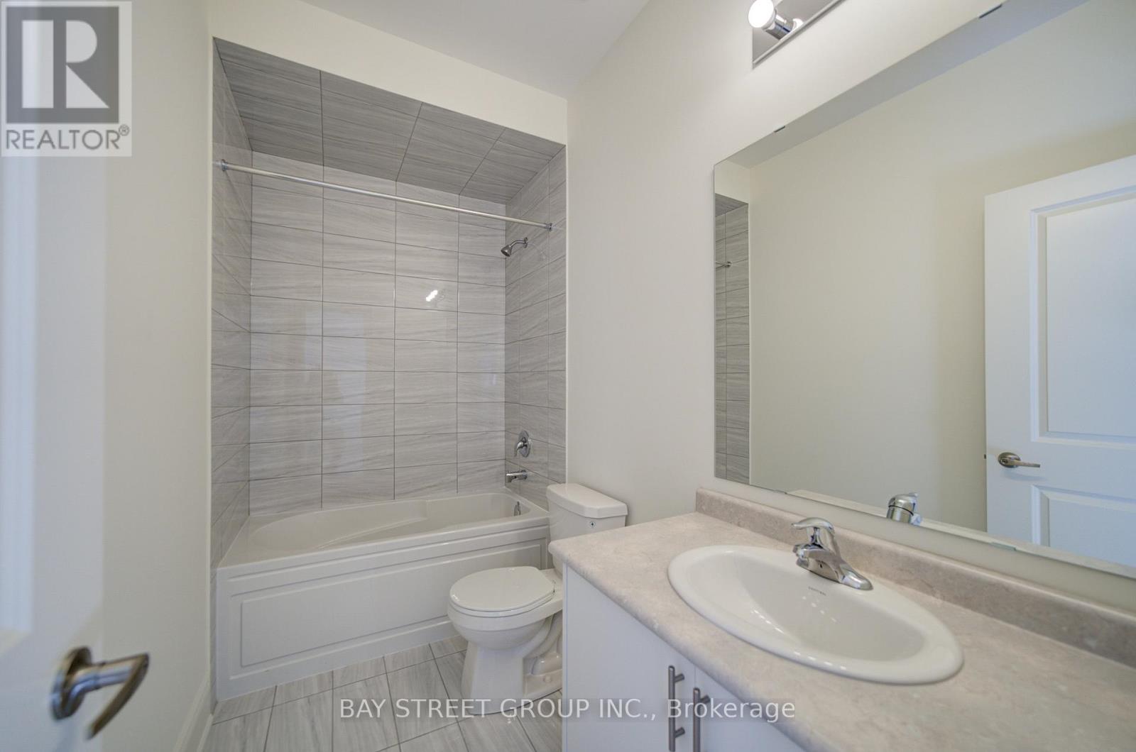 18 Art Leech Drive, Richmond Hill, Ontario  L4E 1P1 - Photo 44 - N13831718