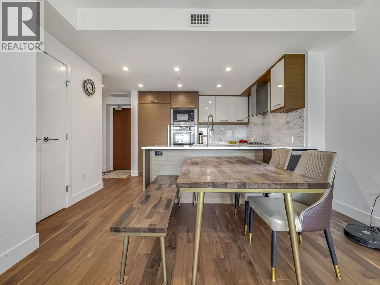 17xx 4360 BERESFORD STREET, Burnaby, British Columbia