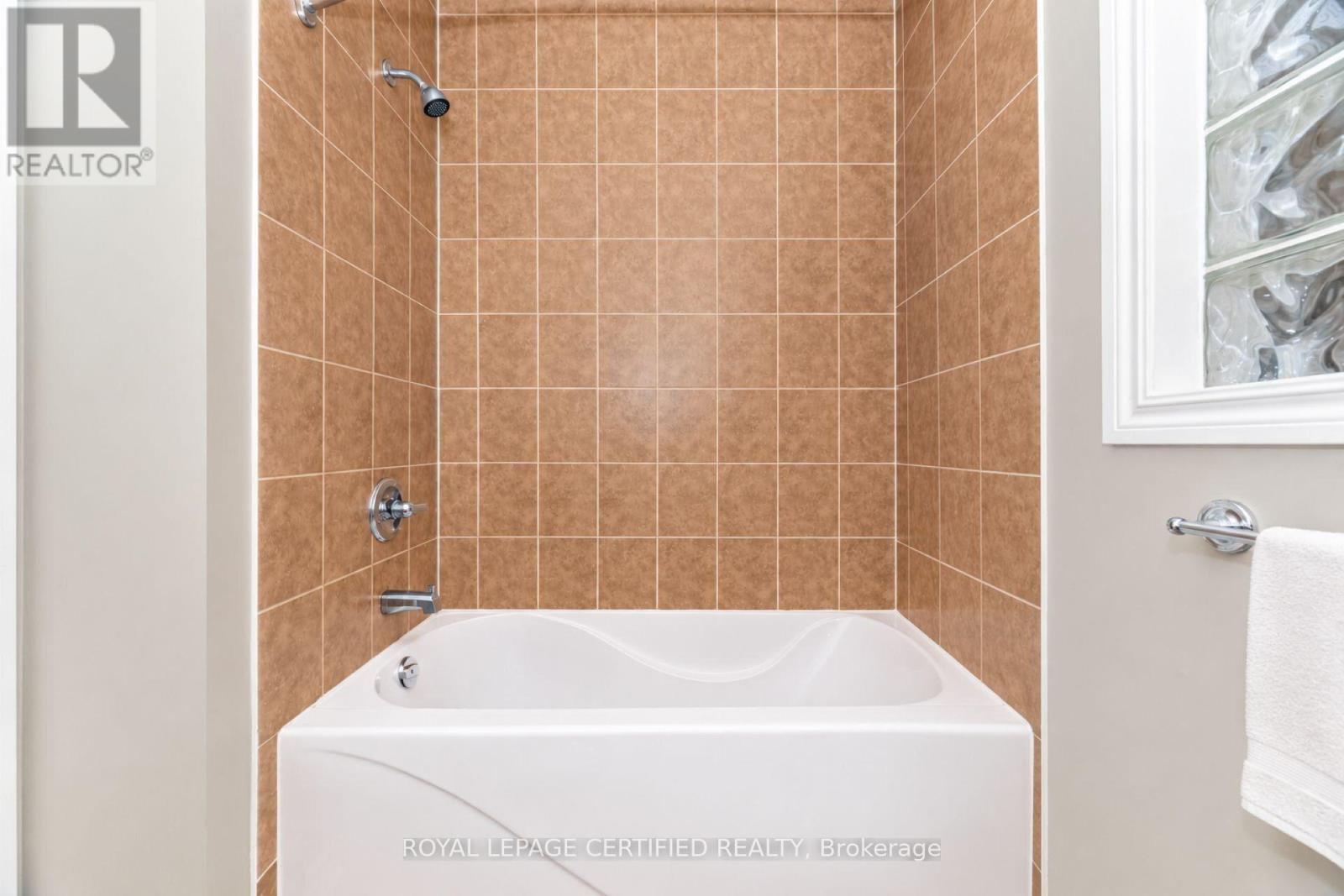 158 - 200 Kingfisher Drive, Mono, Ontario  L6W 0B3 - Photo 21 - X13232926
