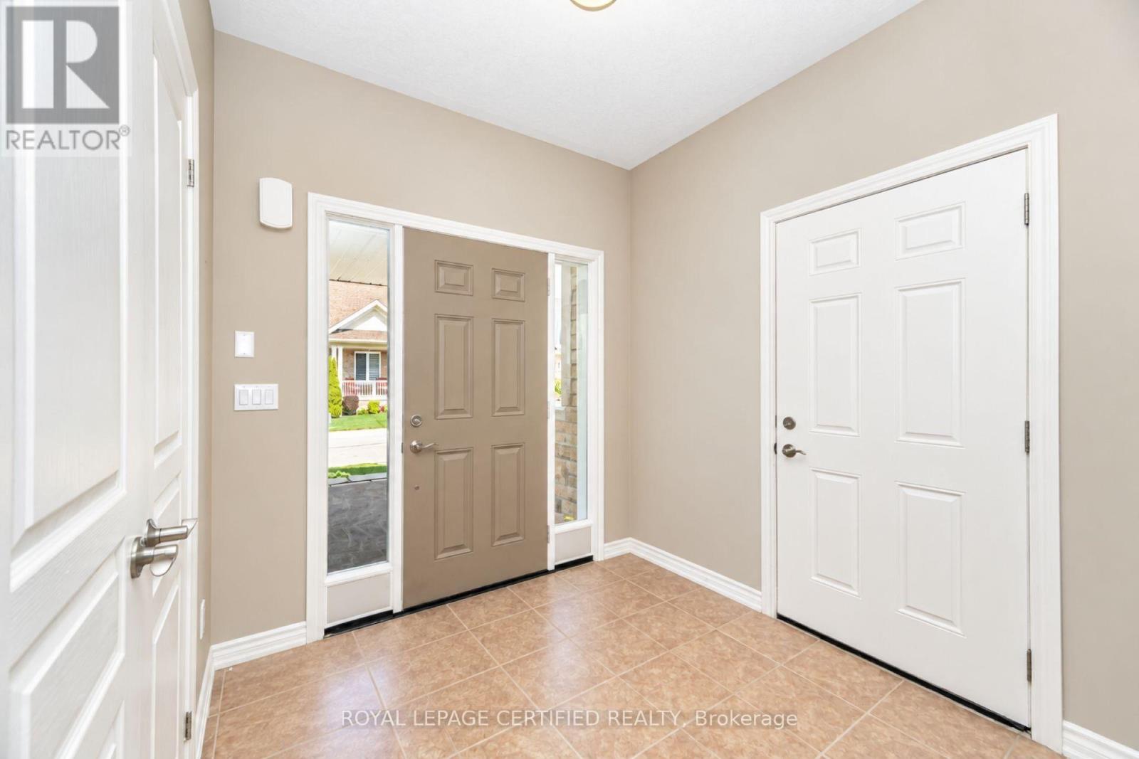 158 - 200 Kingfisher Drive, Mono, Ontario  L6W 0B3 - Photo 5 - X13232926