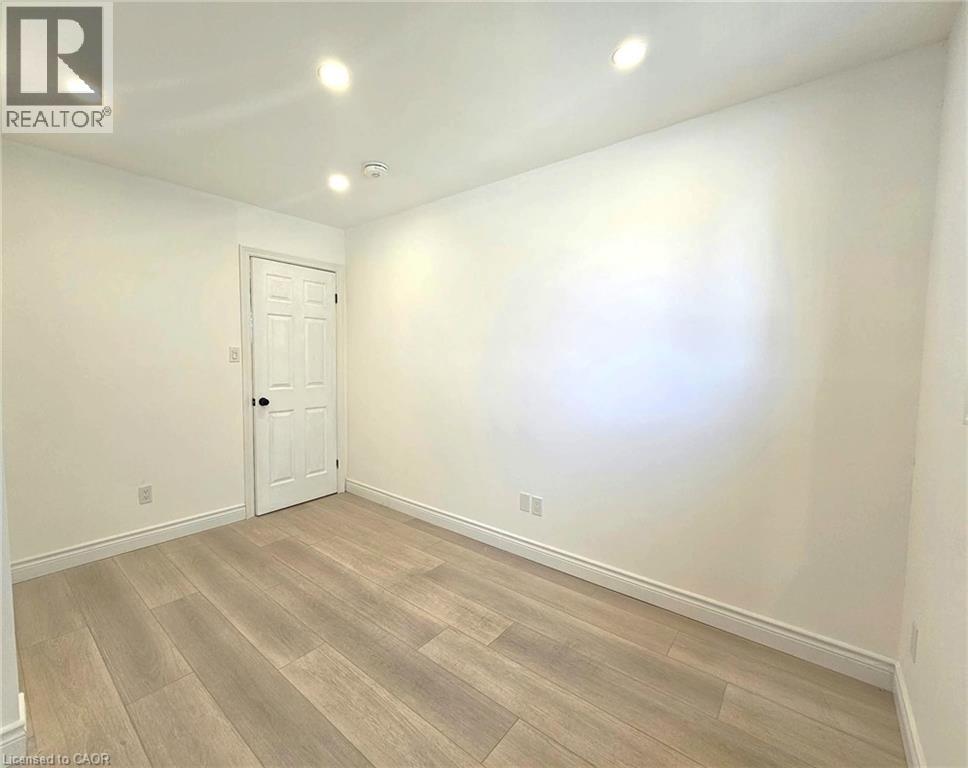 107 Stirling Macgregor Drive Unit# Main, Cambridge, Ontario  N1S 4R3 - Photo 12 - 40866186