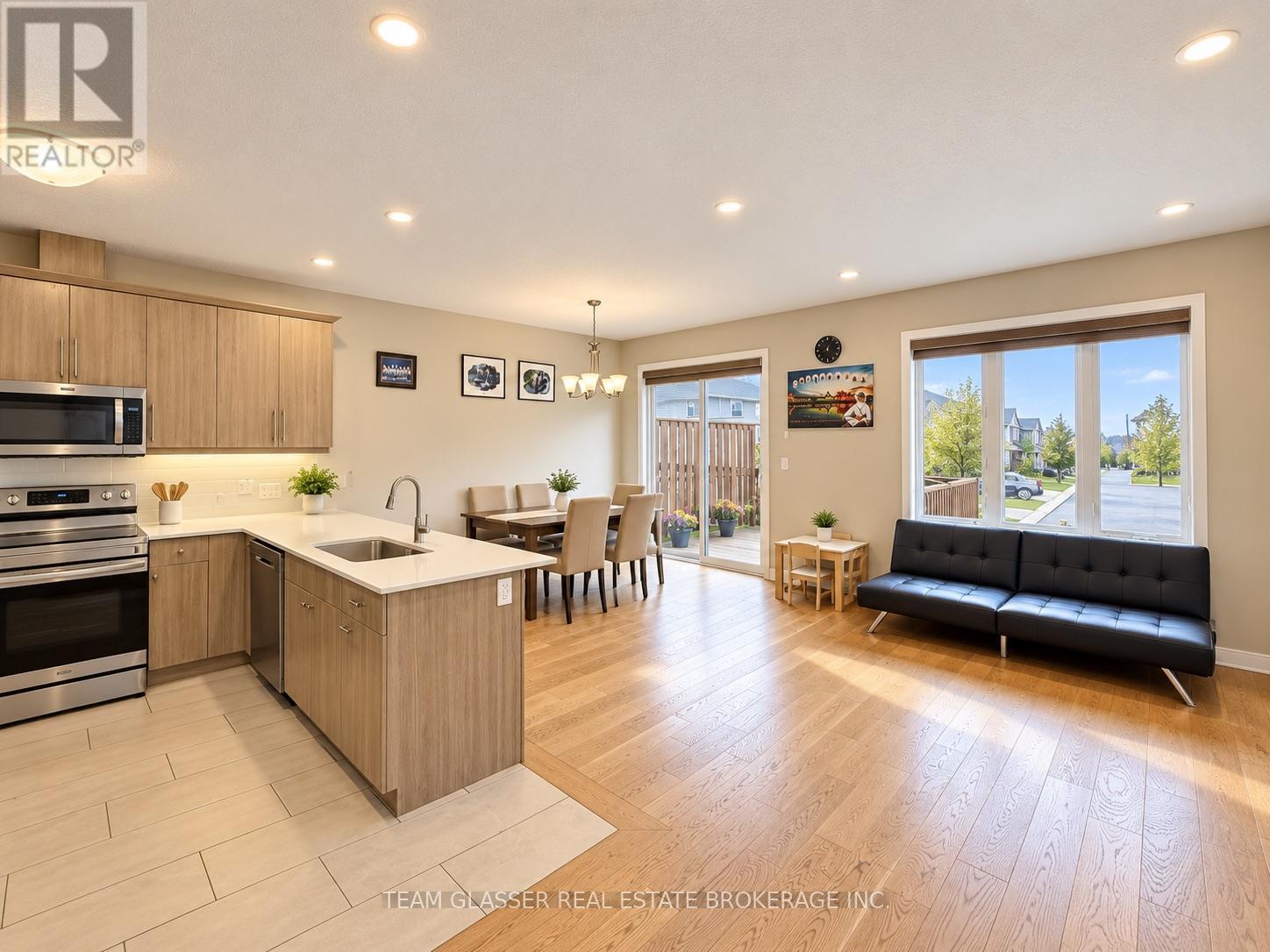 20 - 745 Chelton Road, London South, Ontario  N6M 0A2 - Photo 4 - X13831776