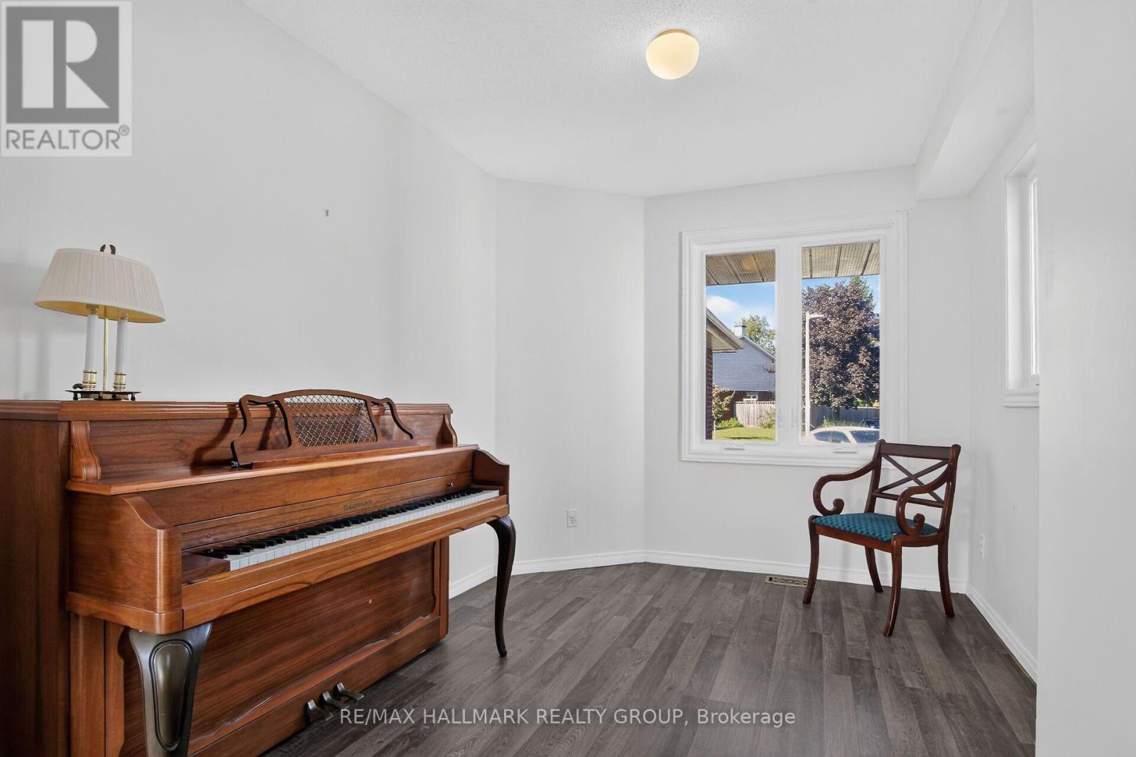 93 Banchory Crescent, Ottawa, Ontario  K2K 2V2 - Photo 23 - X13831780