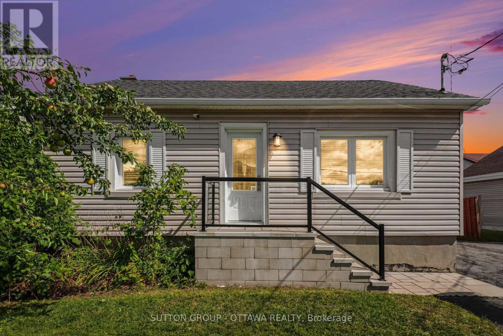 1343 LABRIE AVENUE, ottawa, Ontario