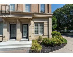 1 - 1 HARGRAVE LANE, Toronto, Ontario